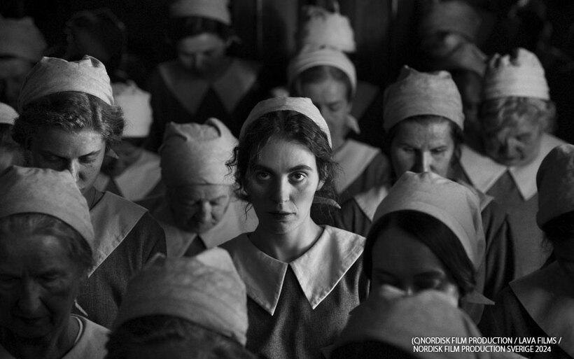 ガール・ウィズ・ニードル